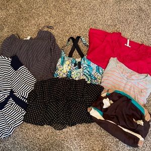 Small lot of maternity clothes